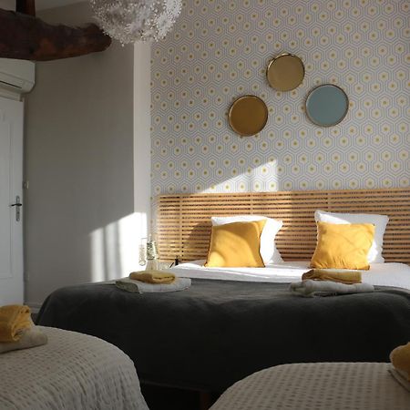 "Les Peyres" Hotel Lamothe-Landerron Buitenkant foto