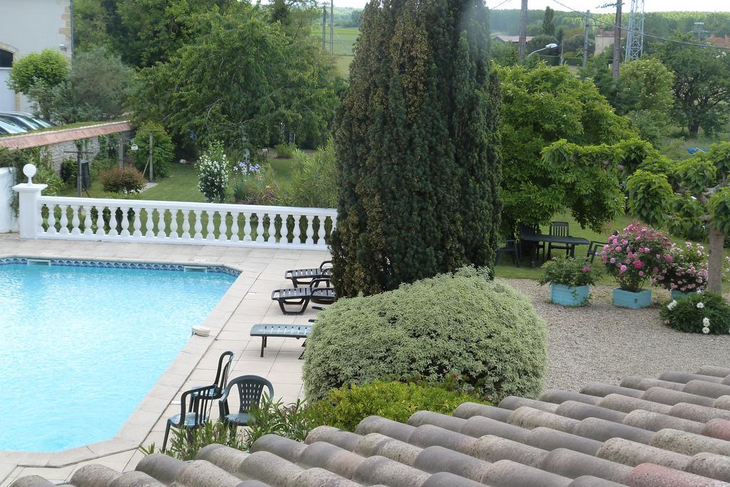 "Les Peyres" Hotel Lamothe-Landerron Kamer foto