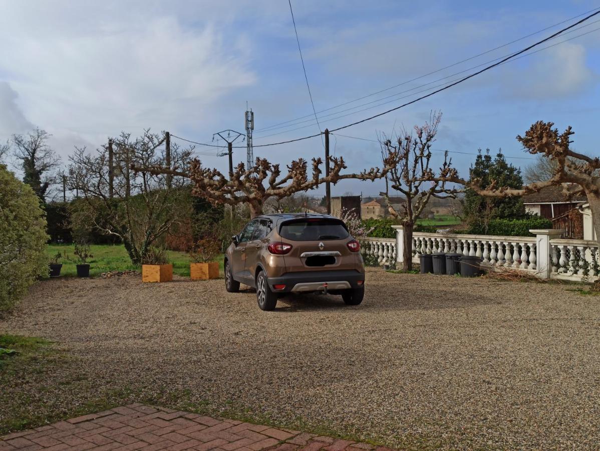 "Les Peyres" Hotel Lamothe-Landerron Buitenkant foto
